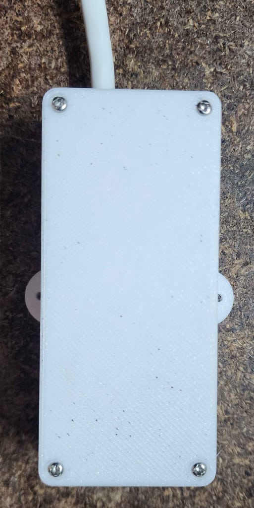 Top view with closed lid